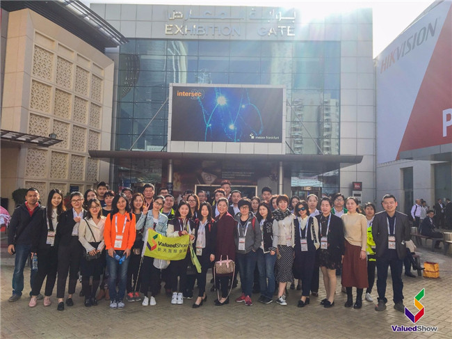 報『中東迪拜勞保展』，看哈利法塔與五星紅旗擦出的火花！