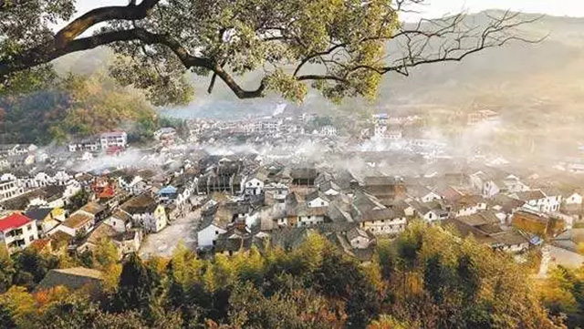 民宿產(chǎn)業(yè)進(jìn)入新時(shí)代！看大佬們?nèi)绾未蛟臁懊烂袼藜骸保?>
				            </div>	
				            <div   id=