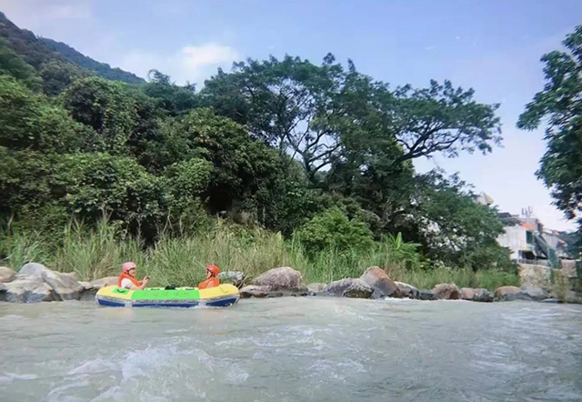 去漂流吧，擁抱16度的夏天！盤點福建十大漂流避暑勝地