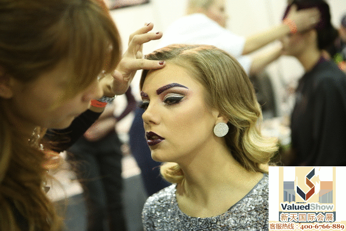 俄罗斯美容展全称是“俄罗斯国际化妆品及美容博览会”在俄联邦美容市场上有着其重要的地位