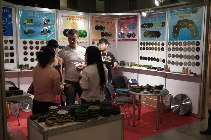 2011年俄羅斯石材展現(xiàn)場(chǎng)播報(bào)